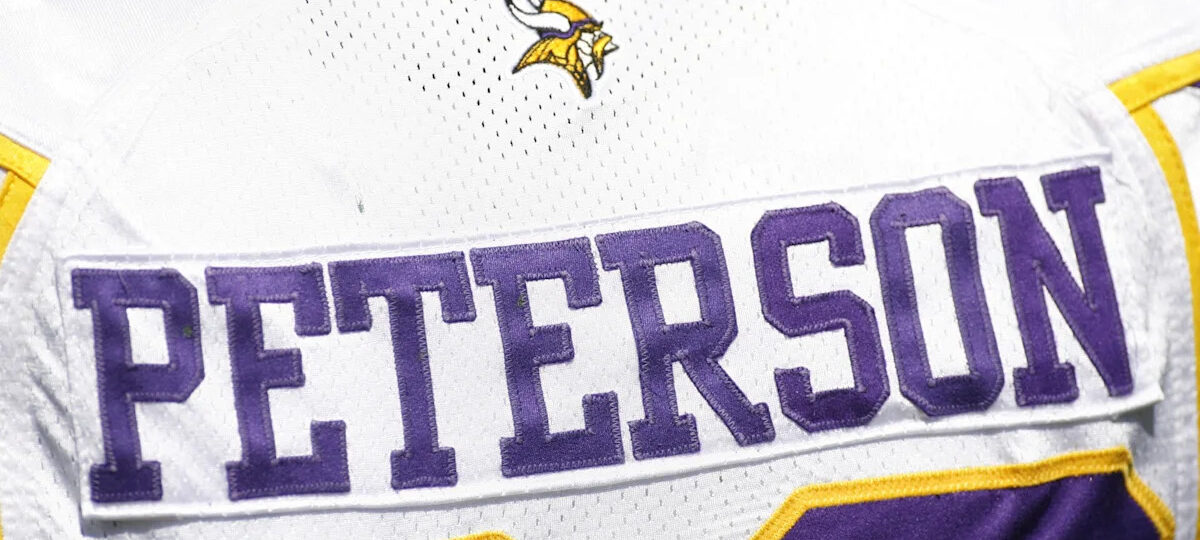 Adrian Peterson will enter Vikings Ring of Honor on November 9 vs. Bills