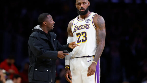 LeBron James agent: 12-14 teams interested to start NBA free agency
