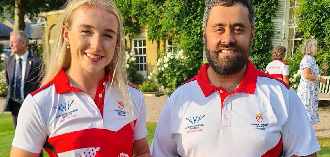 De Sousa and Woodward to lead Jersey at opening ceremony