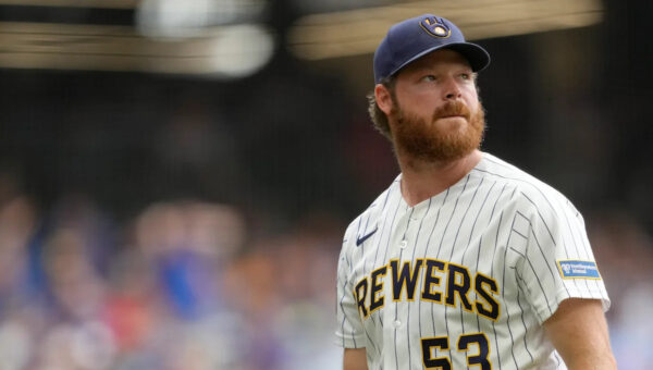 Brewers pitcher Brandon Woodruff undergoing season-ending surgery on right shoulder