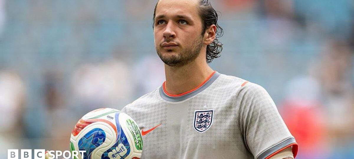 Could Leeds move help Trafford challenge for England keeper spot?