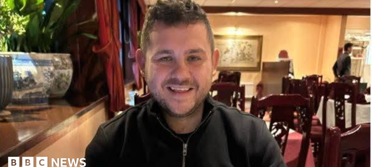 Bar rules out jobs for young people if parents apply for them