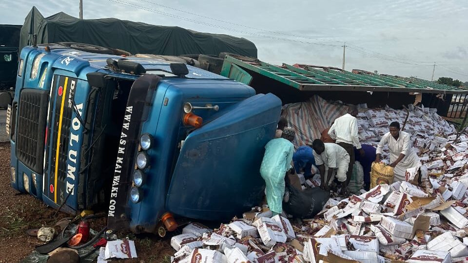 15 Killed, 17 others injured in early morning auto crash in Kwara