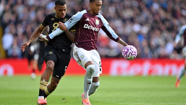 Arsenal links to England regular give clues about potential injury status of key player