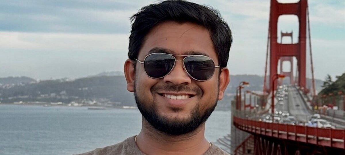 I'm a Microsoft software engineer. AI makes hitting my deadlines much easier, but I'm still skeptical it will replace me.