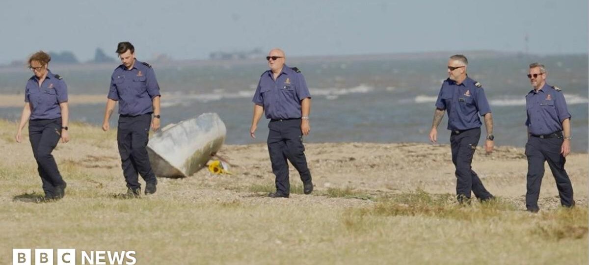 Hero swimmer helped two children during beach tragedy