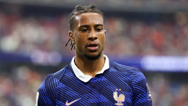 Real Madrid target informs international teammates he wants to leave but will not force exit