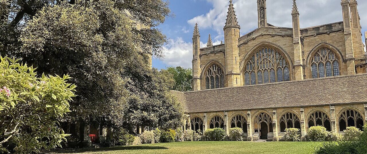2027 Oxford University Weidenfeld Hoffmann Scholarship | Fully Funded