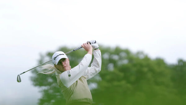 Charley Hull attends Wimbledon with her caddie Adam Woodward