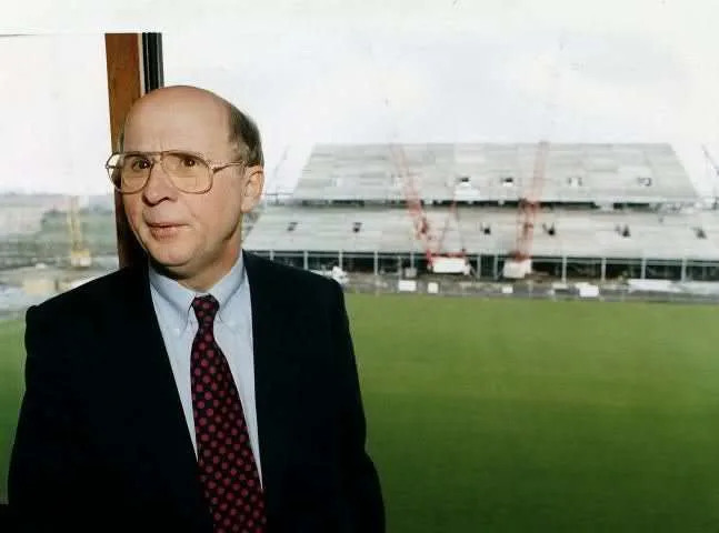 World Cup wires controversy and Fergus McCann’s lightbulbs