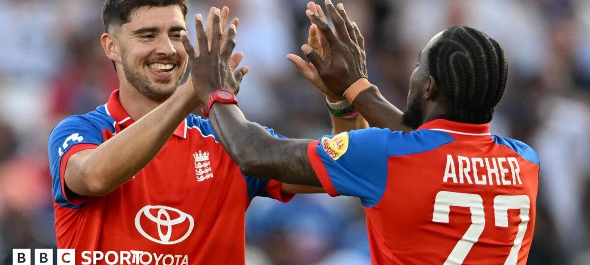 Superb England inflict record T20 defeat on India