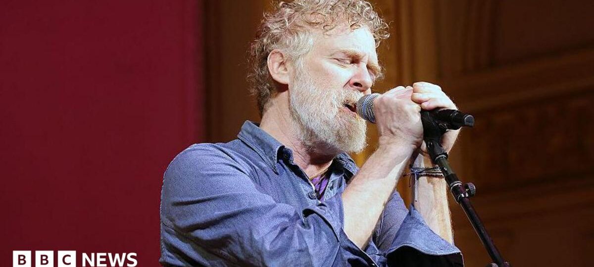 Oscar-winning songwriter Glen Hansard killed in crash