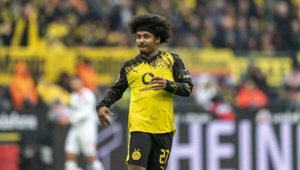 Borussia Dortmund confirm Barcelona-linked attacker holding talks with other clubs