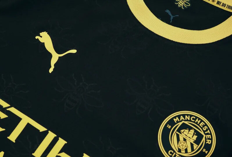 Manchester City unveil their new away kit!