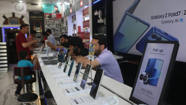 AI-driven memory crunch jolts India’s smartphone market