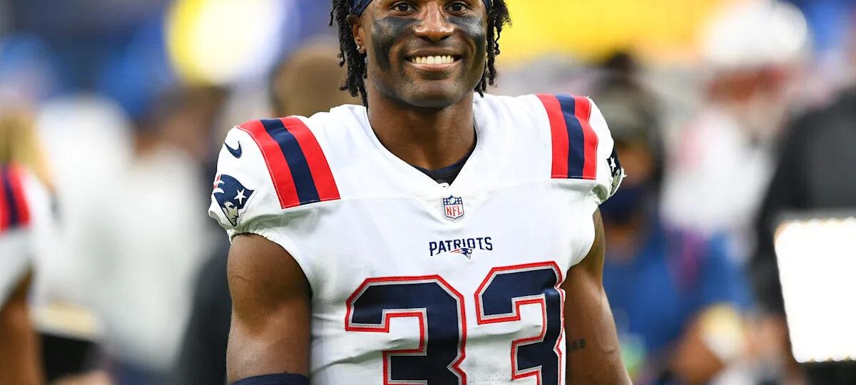 Joejuan Williams, former second-round draft pick, returns to Patriots