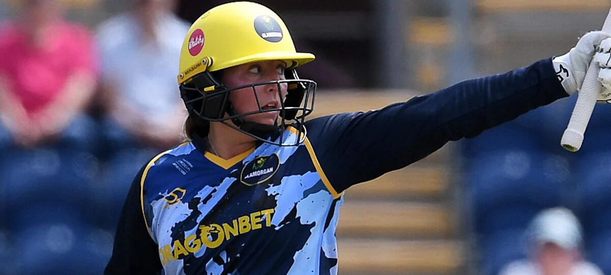 Parfitt leads Glamorgan to big win against Worcs