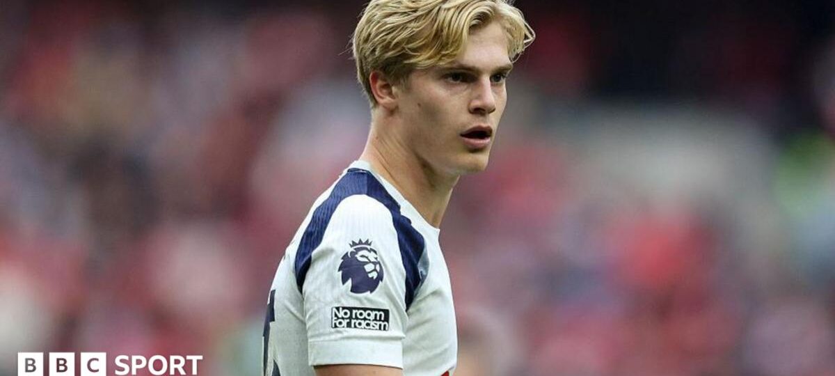 Forest set to make £45m offer for Spurs’ Bergvall