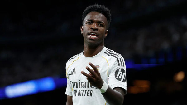 Arsenal ‘ready record contract’ for Vinicius Jr but Real Madrid set for further talks – latest transfer news