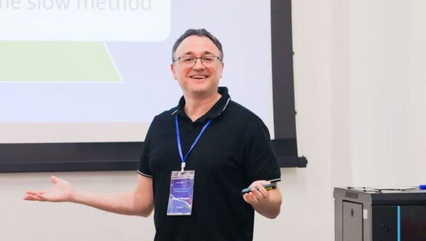 A Spanish professor struggled to save money in the US. Moving abroad helped him reach Lean FI at 47.