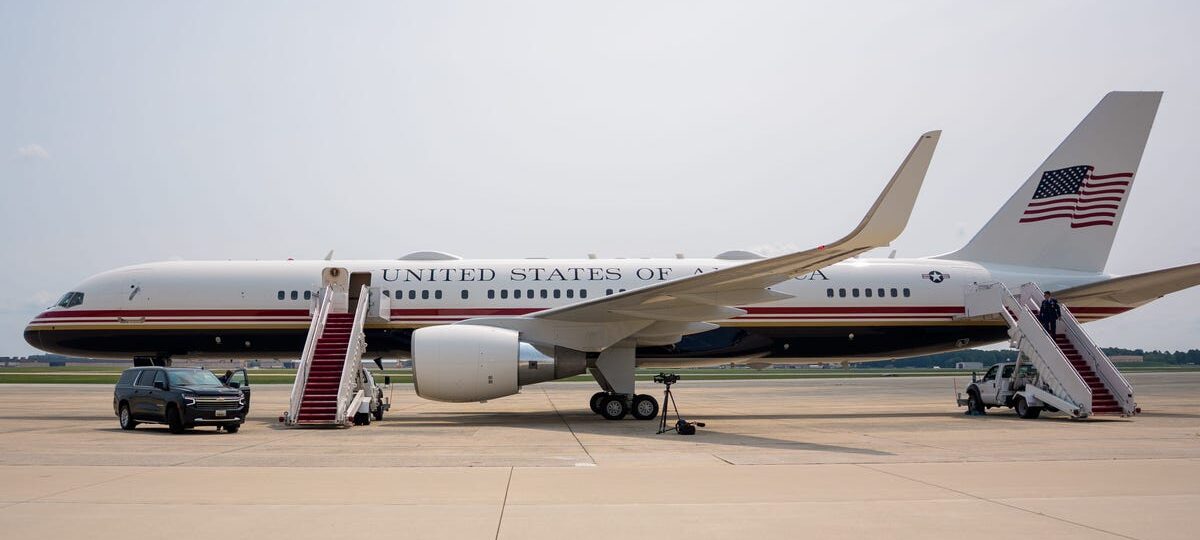 Another presidential plane just got Trump's signature makeover. Take a look inside the C-32 jet used as Air Force Two.