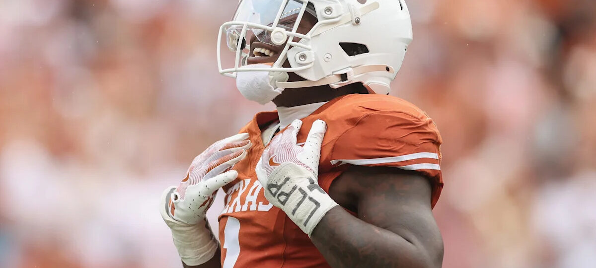 Countdown to Kickoff: Simmons, Jackson lead talented Texas EDGE group