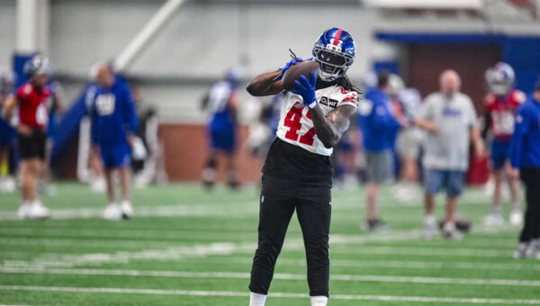 Giants waive linebacker Cam Jones and defensive lineman C.J. Ravenell