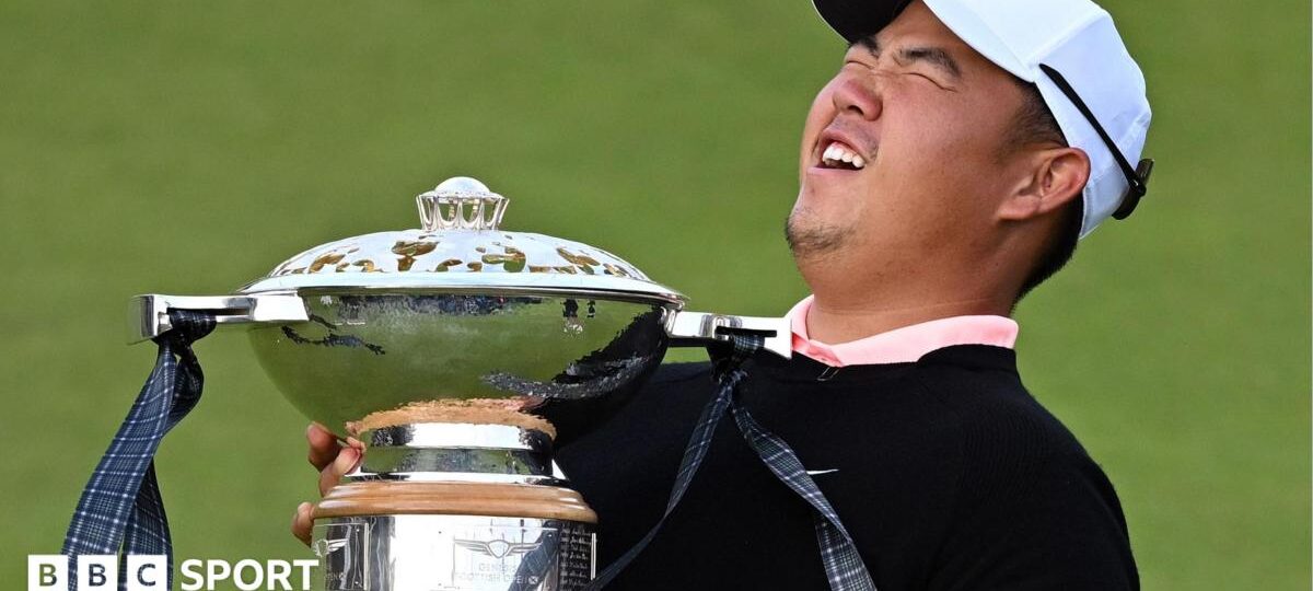 Tears of joy & Tiger text as Kim wins, but McIlroy has problem to fix