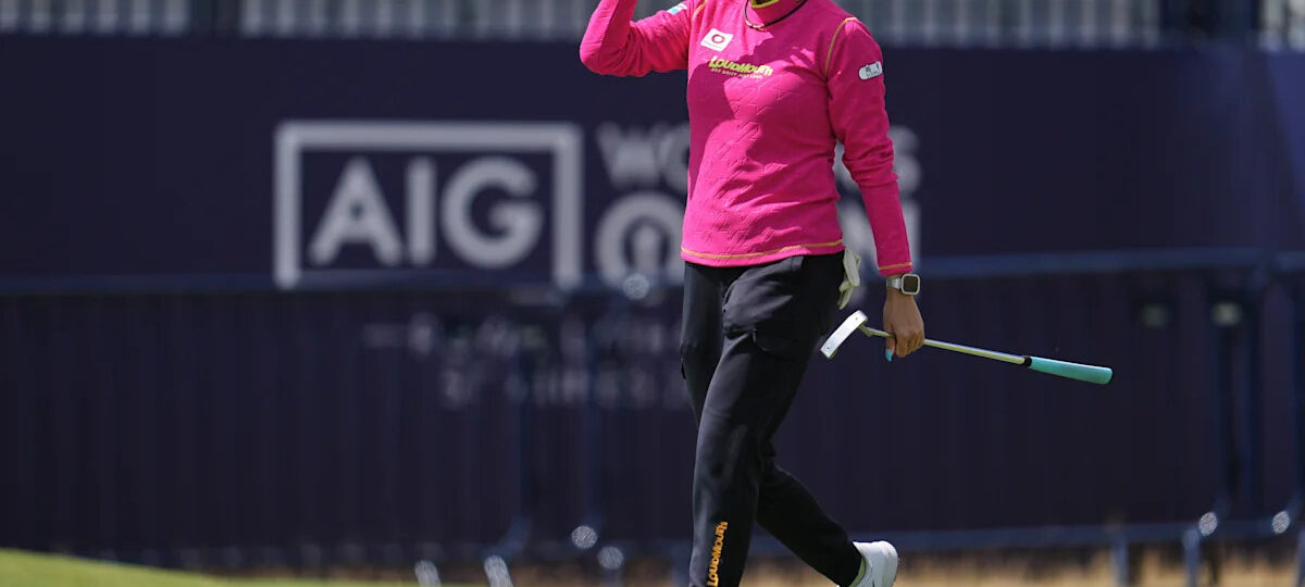 Shiho Kuwaki holds 1-shot clubhouse lead in second round of British Women’s Open