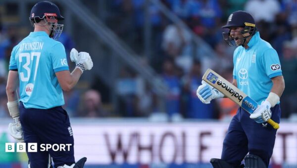 Root’s 99 not out helps England win to level series
