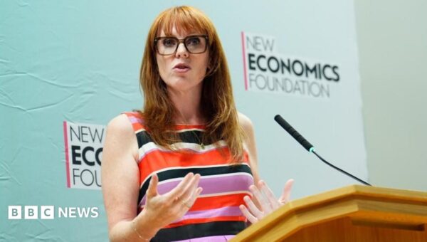 Rayner offers support to Burnham’s ‘vision’ to devolve power to communities