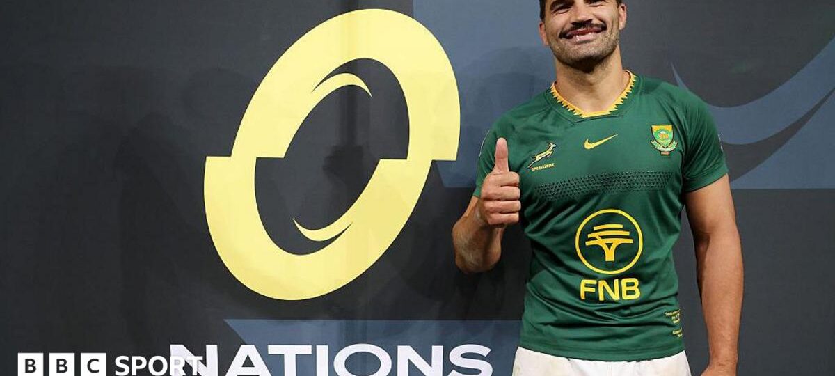 The wrong man (of the match) - De Allende picks up Willemse's award
