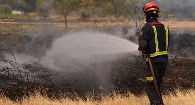 France, Spain Battle ‘Unpredictable’ Wildfires As 300,000 Evacuated