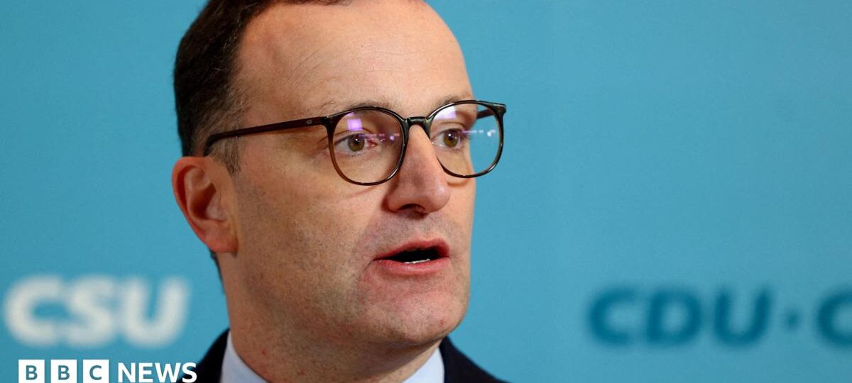 German politician resigns over surrogacy child controversy