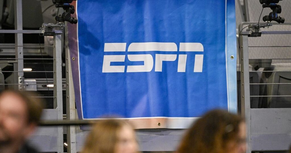 ESPN Blames Human For Headline Error in AI Article