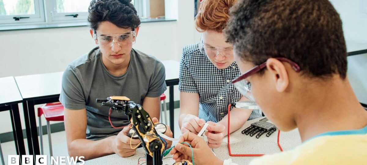 New technical education routes to be offered at 14 in England