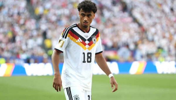 Bayern Munich confirm Nathaniel Brown signing