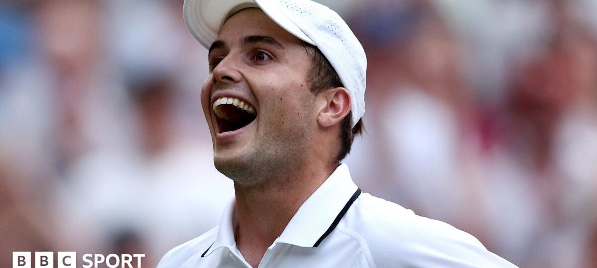 Fery 'stands tall and takes advantage' to continue dream Wimbledon run