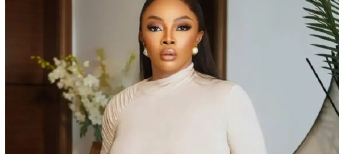 ‘I believe in dating within your income bracket’ – Toke Makinwa