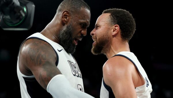 After LeBron James Miss, Can Warriors Maximize Stephen Curry’s Window?