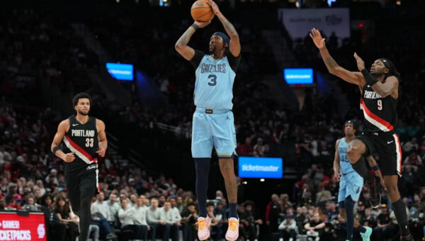 Kentavious Caldwell-Pope reacts to joining Sixers while on golf course