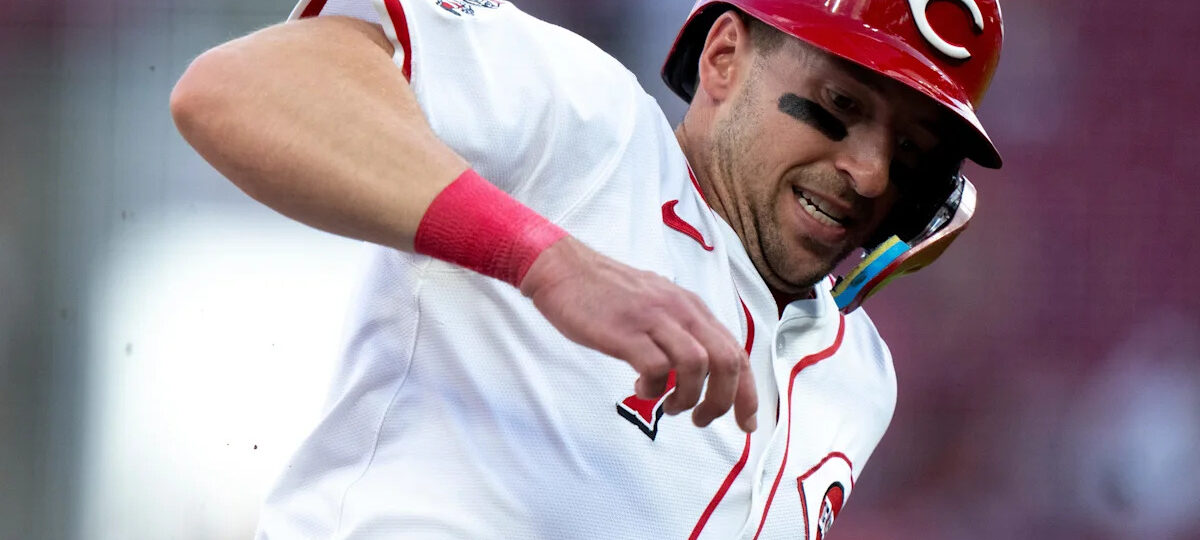 Spencer Steer is going on the 10-day IL. Here's what it means for the Reds