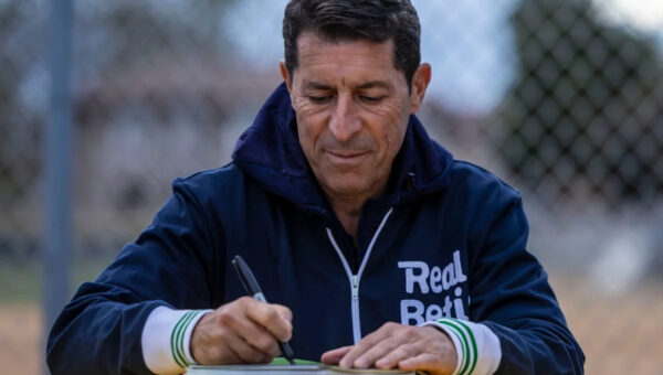 USMNT legend Tab Ramos calls for U.S. Soccer official to step down after World Cup exit