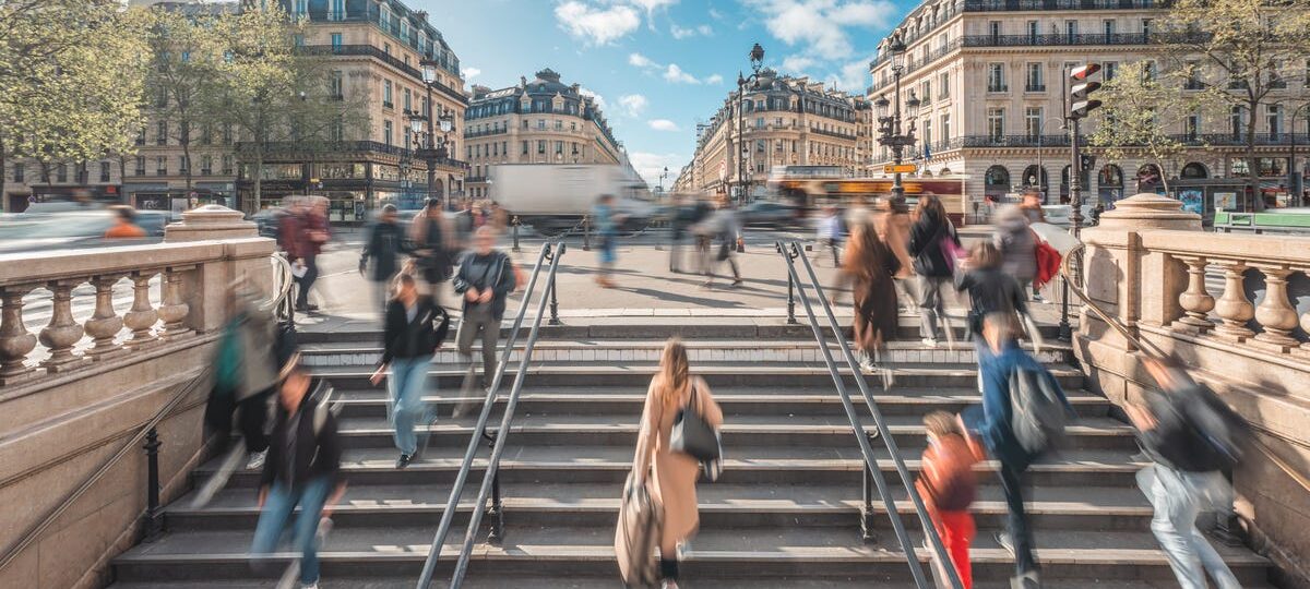 A neurologist says ‘super movers’ have younger brains — here’s how to reap the benefits yourself