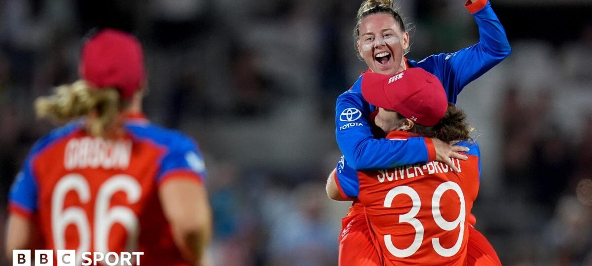 Sciver-Brunt leads superb England into World Cup final