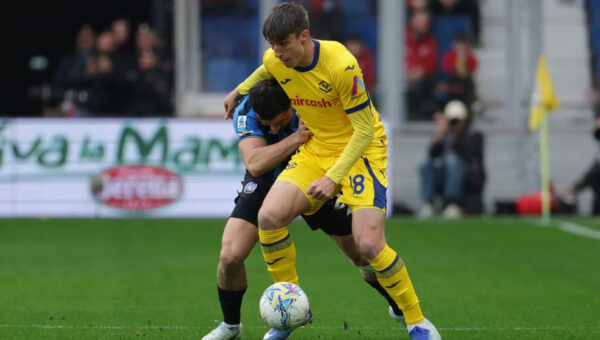 Bowie wanted by Sassuolo, Verona double €6m fee in six months from Hibs