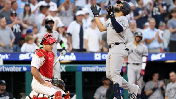 The offense, it’s offensive: Yankees 3, Phillies 1