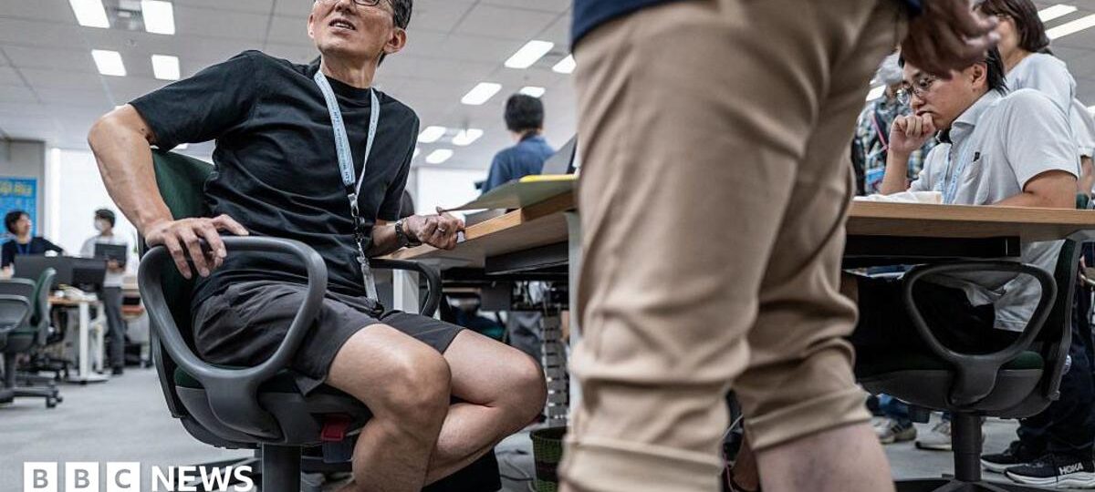 Tokyo urges men to wear shorts to work, but women say it's 'leg hair harassment'