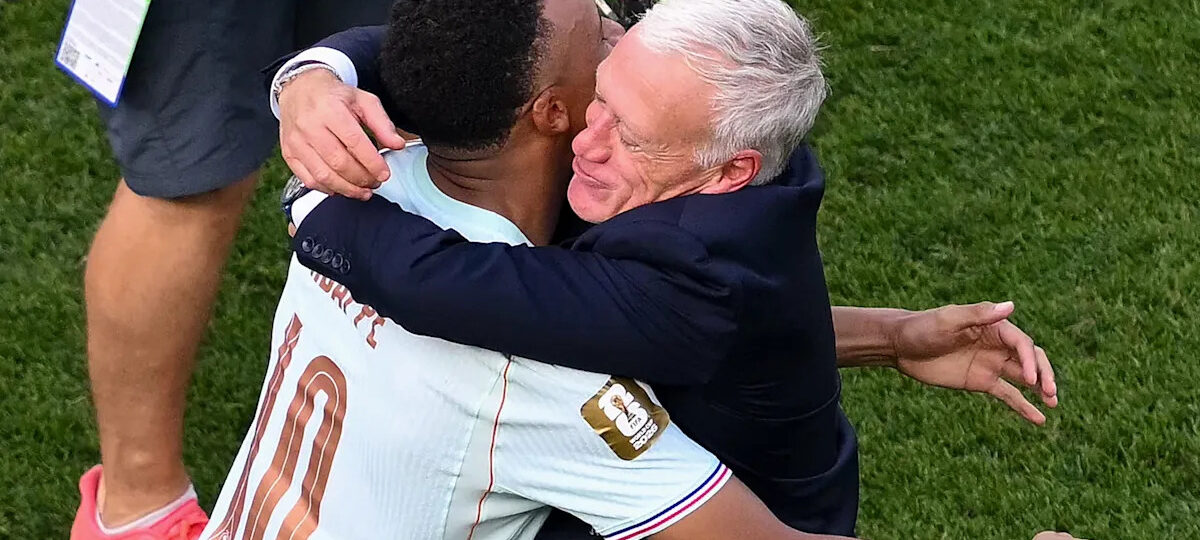 Mbappé says goodbye to Deschamps: We owed you a better ending