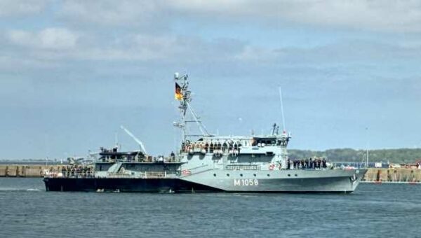 UN Urges Evacuation Of 6,000 Sailors Stranded In Hormuz Strait